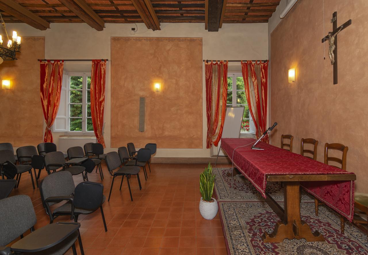 Hotel Casa Diocesana Di Lucca Exterior photo